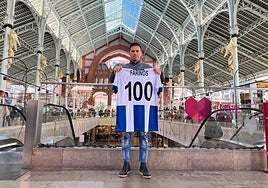 Javier Farinós, en su foto como embajador del centenario del Hércules.