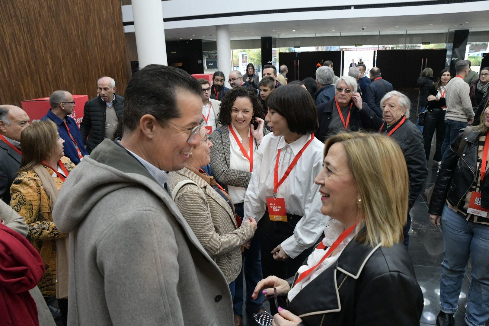 Morant llama a construir «la alternativa socialdemócrata barrio a barrio» frente a la derecha valenciana