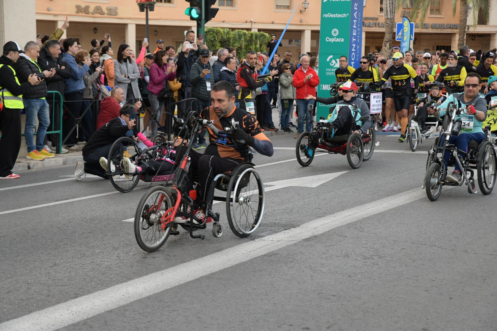 El éxito de la primera maratón Elche y Alicante augura futuras ediciones