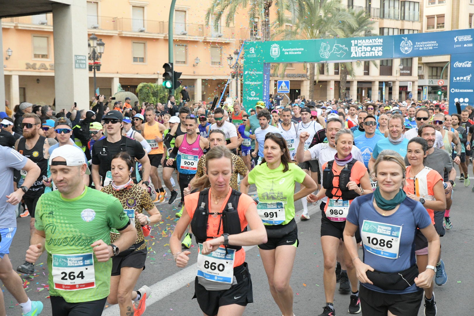 El éxito de la primera maratón Elche y Alicante augura futuras ediciones