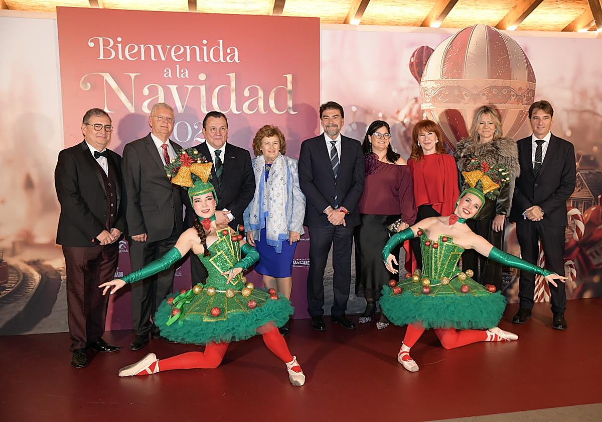 Cientos de asistentes dan la &#039;Bienvenida a la Navidad&#039; en la gala solidaria de Vectalia