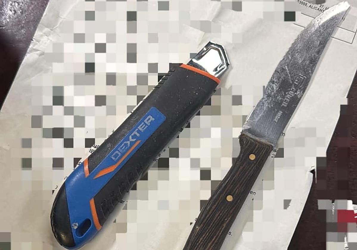 Armas decomisadas al atacante.