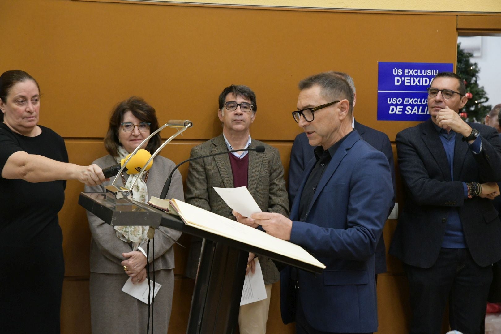 Alicante celebra el Día de la Constitución con una masiva lectura pública en la Sede Universitaria