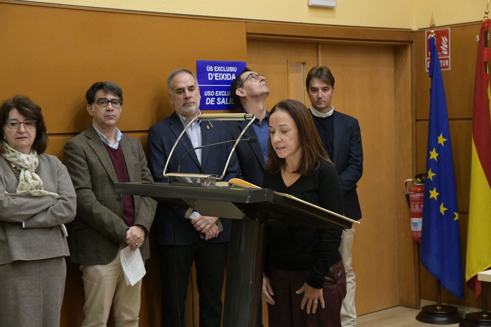 Alicante celebra el Día de la Constitución con una masiva lectura pública en la Sede Universitaria