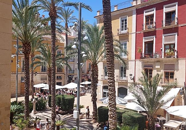 Vistas a la sede del Patronato de Vivienda de Alicante.