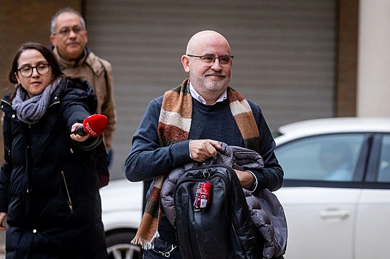 El funcionario clave de la dana, sobre Pradas: «No apoyó el primer Es Alert, no veía bien mandarlo sin que lo supieran los alcaldes y ordenó cambios en los SMS»