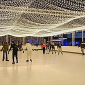 Pista de patinaje sostenible en el puerto de Alicante.