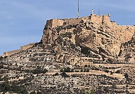 El castillo de Santa Bárbara.