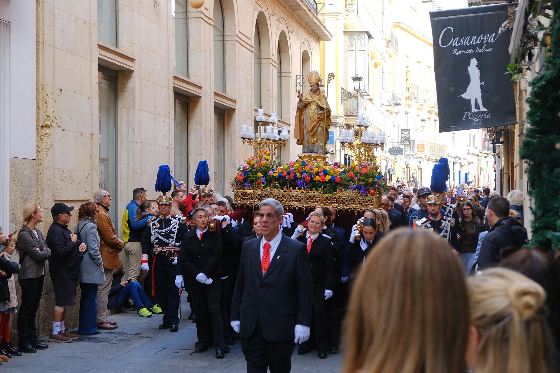 Alicante venera a su patrón San Nicolás