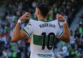 Las imágenes de la victoria del Elche ante el Girona (3-0)