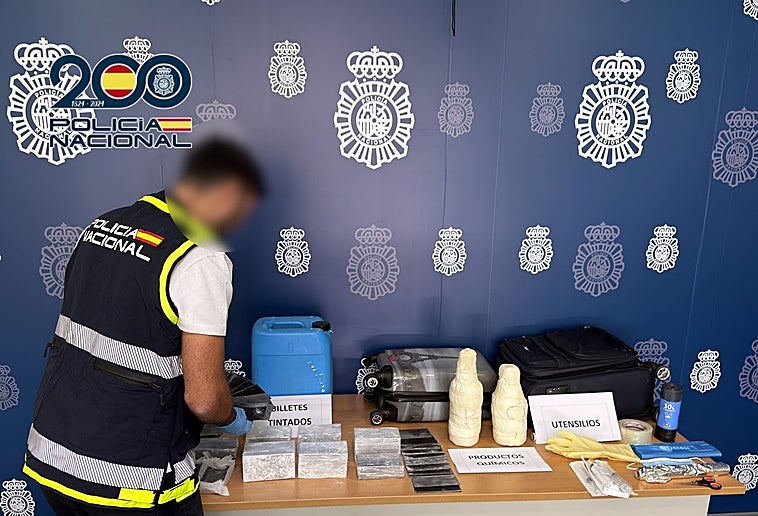 Tools seized by the National Police.