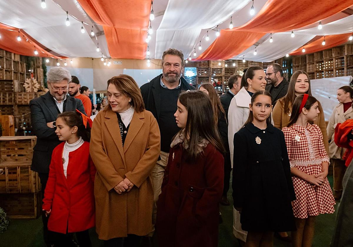 Imagen principal - Varios momentos de la inauguración y actividades de EcoLand 2025, la propuesta navideña sostenible de L'Aljub.
