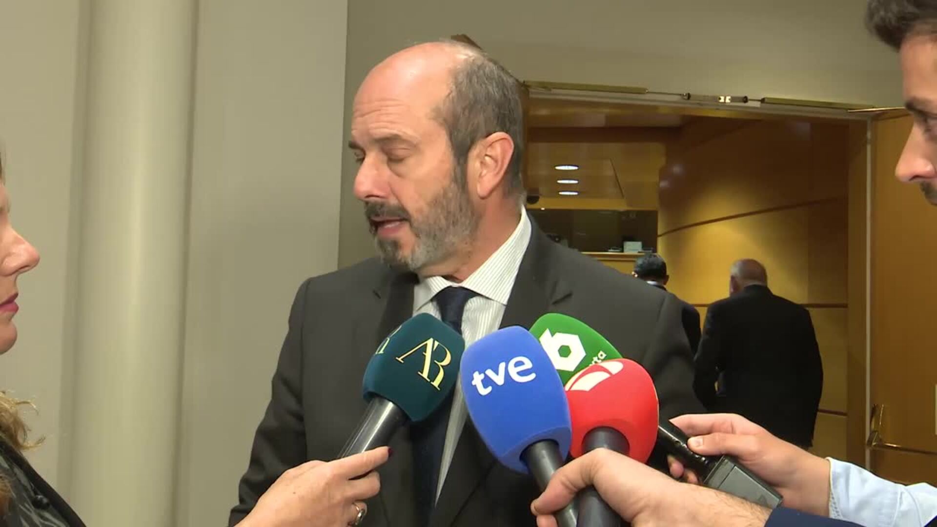 Rollán enmarca la infiltración informática en un 