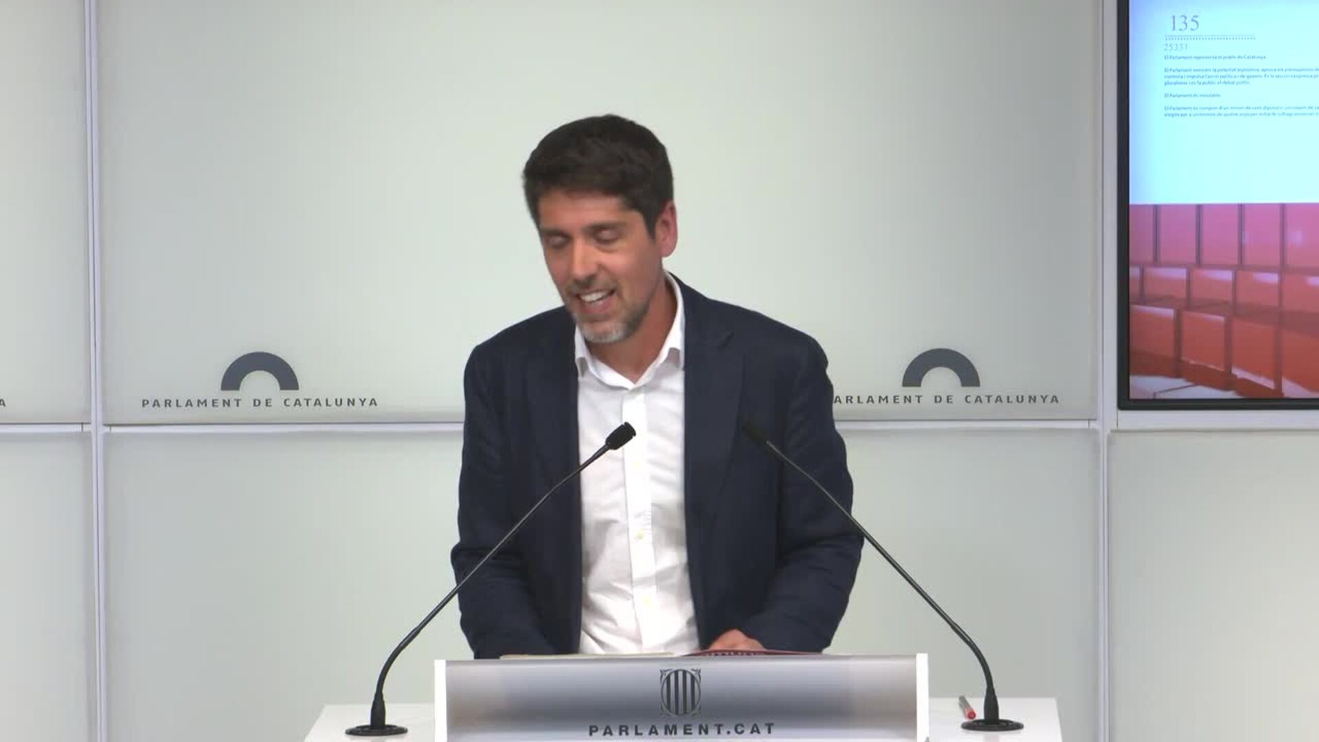Comuns confía en que la Comisión Europea no avalará la ampliación del aeropuerto